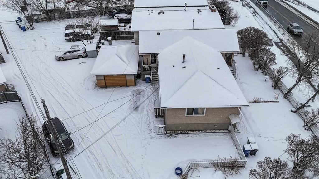 7012 Bowness Road Nw, Calgary, AB - Outdoor