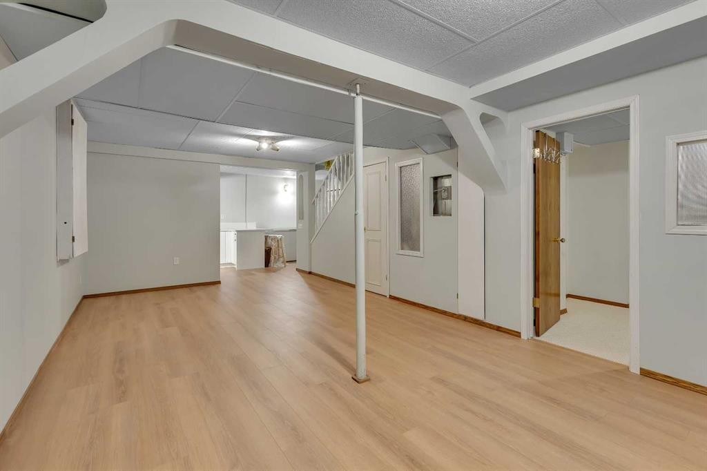 133 Riverview Park Se, Calgary, AB - Indoor Photo Showing Other Room