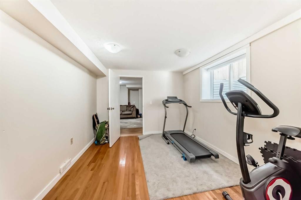 6712 23 Avenue Ne, Calgary, AB - Indoor Photo Showing Gym Room