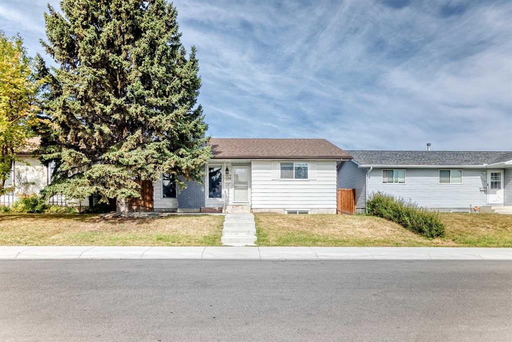 6712 23 Avenue Ne, Calgary, AB - Outdoor With Facade