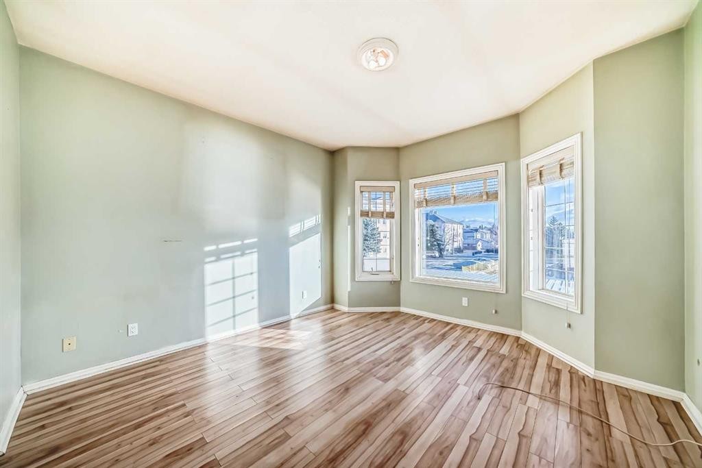 205-7 Lineham Avenue, Okotoks, AB - Indoor Photo Showing Other Room