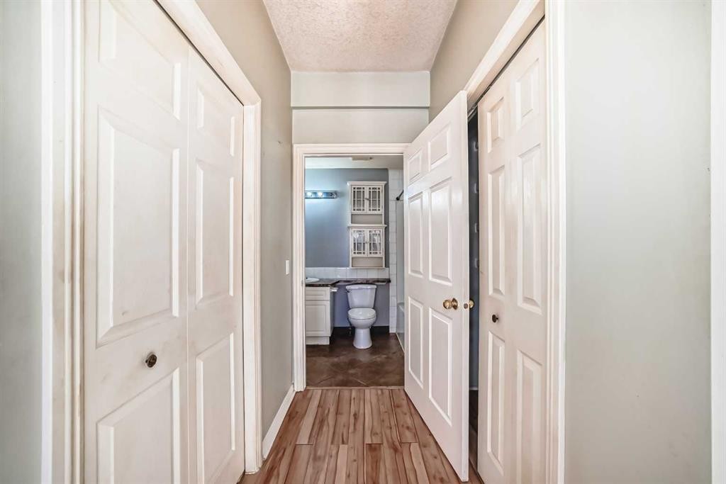 205-7 Lineham Avenue, Okotoks, AB - Indoor Photo Showing Other Room