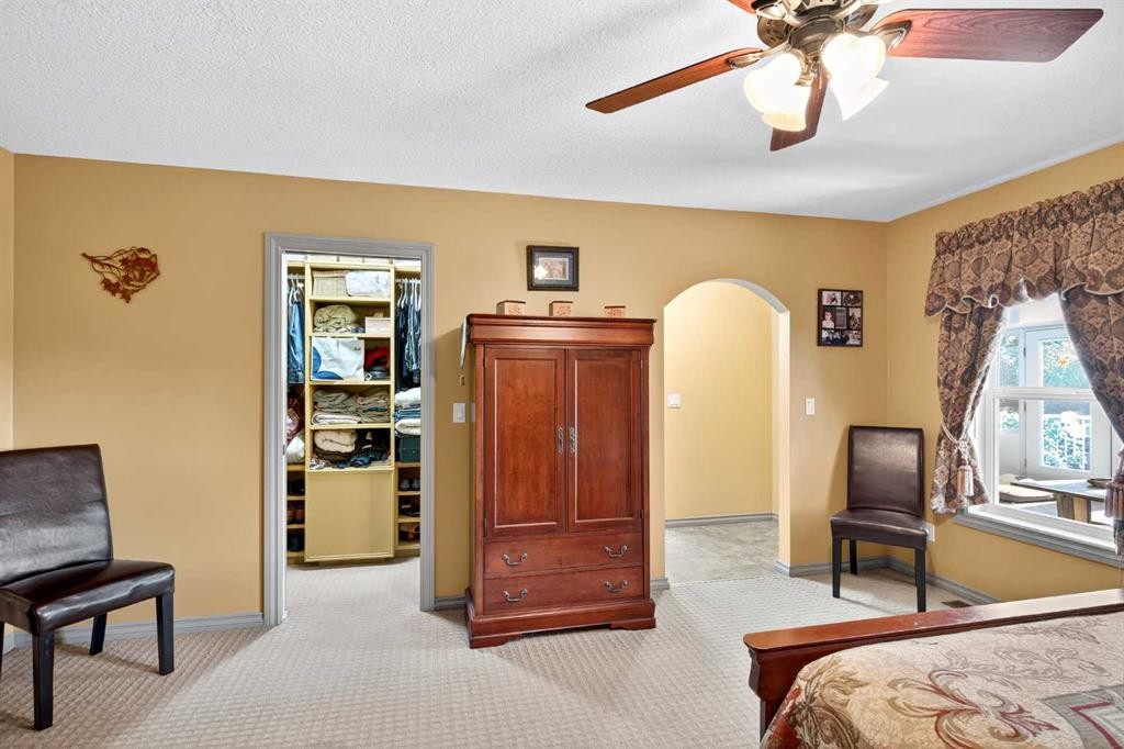 125 Copeland Close, Langdon, AB - Indoor Photo Showing Bedroom