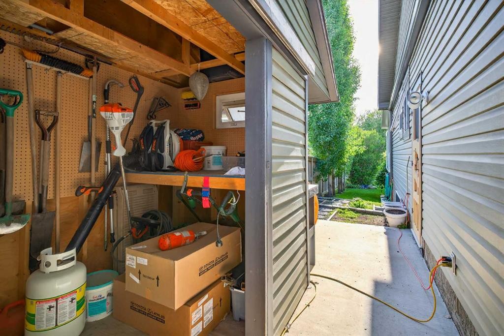 125 Copeland Close, Langdon, AB - Indoor