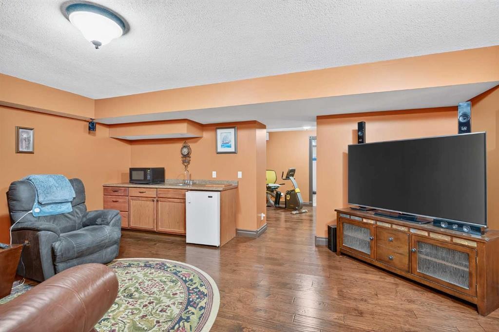 125 Copeland Close, Langdon, AB - Indoor