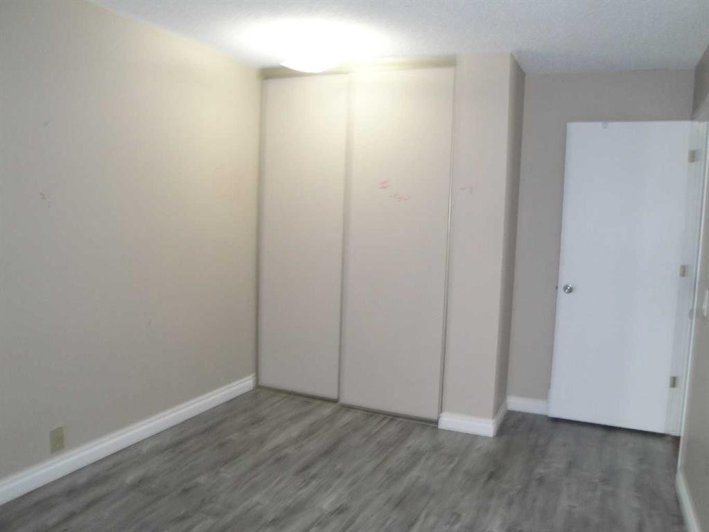 88 Abingdon Court Ne, Calgary, AB - Indoor Photo Showing Other Room