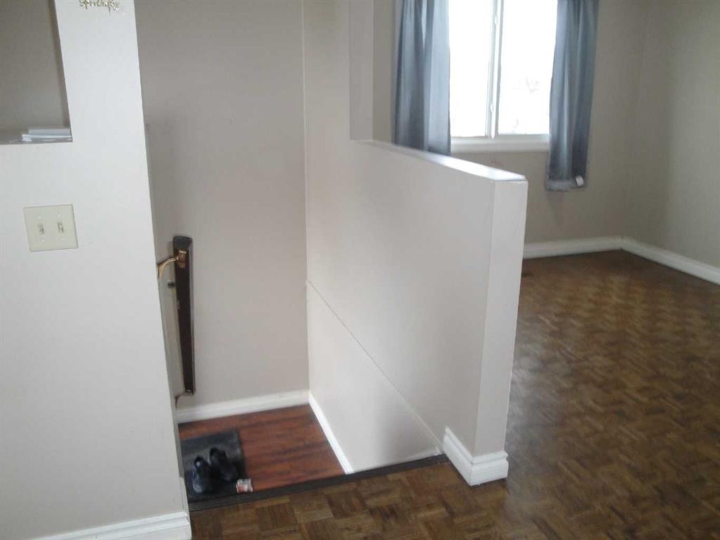 88 Abingdon Court Ne, Calgary, AB - Indoor Photo Showing Other Room