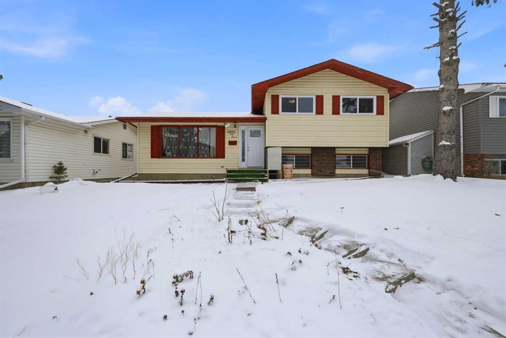6011 Temple Drive Ne, Calgary, AB - Outdoor With Facade