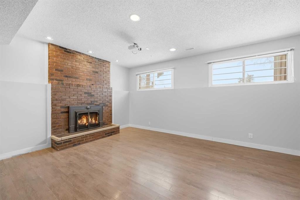 6011 Temple Drive Ne, Calgary, AB - Indoor With Fireplace