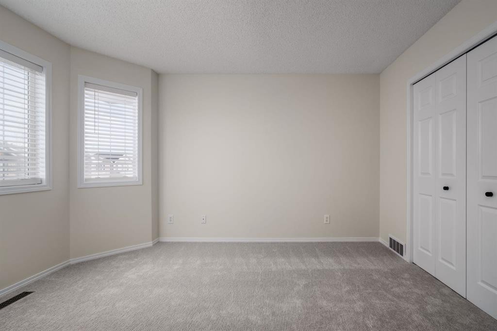 641 Evermeadow Road Sw, Calgary, AB - Indoor Photo Showing Other Room