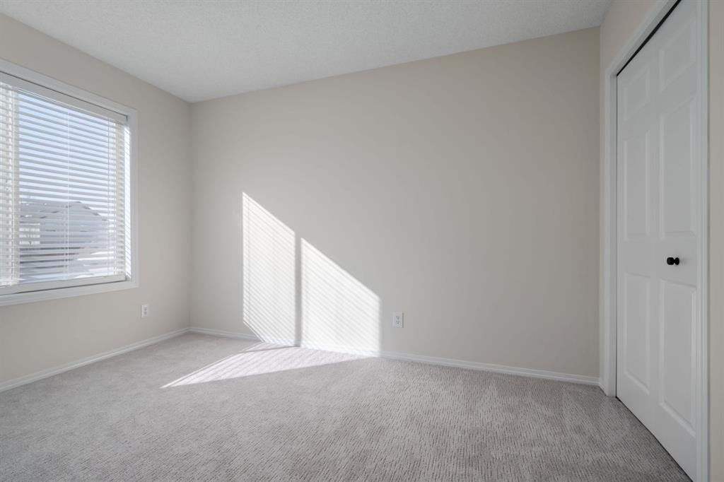 641 Evermeadow Road Sw, Calgary, AB - Indoor Photo Showing Other Room