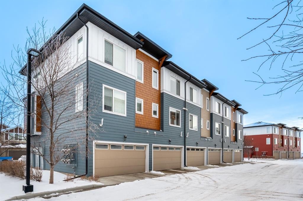 59-111 Rainbow Falls Gate, Chestermere, AB - Outdoor