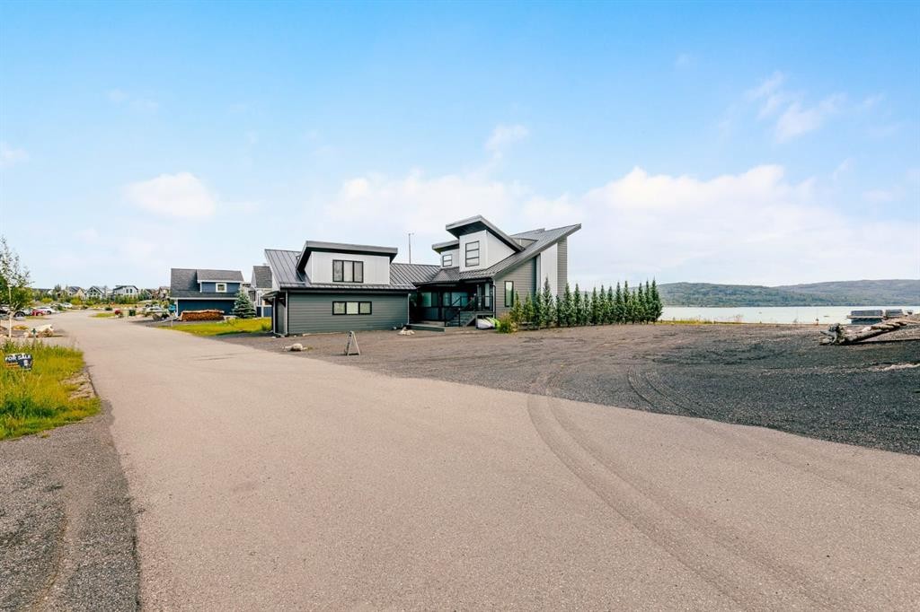 407 Cottageclub Grove, Rural Rocky View County, AB