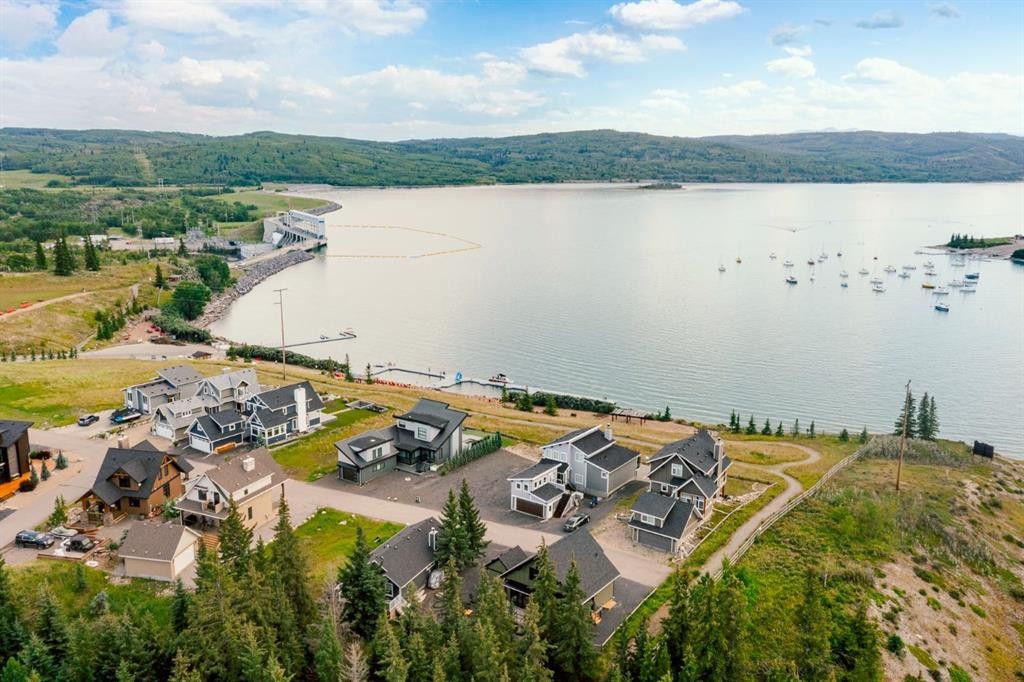 407 Cottageclub Grove, Rural Rocky View County, AB