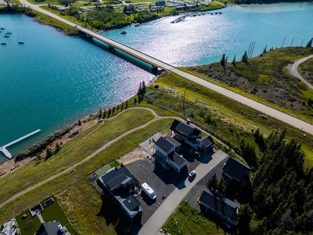 407 Cottageclub Grove, Rural Rocky View County, AB
