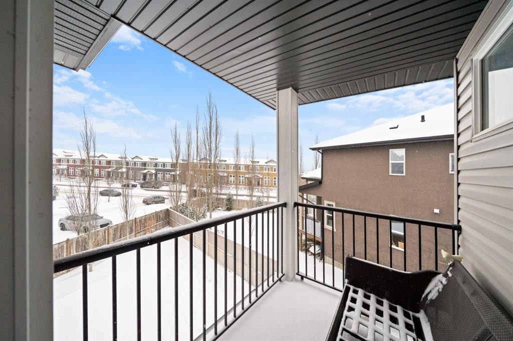 49 Evansview Manor Nw, Calgary, AB - Outdoor With Exterior