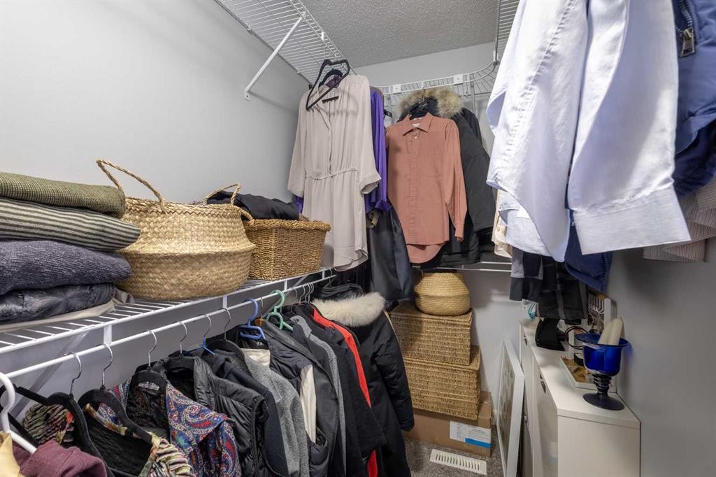 405 Highwood Village Place Nw, High River, AB