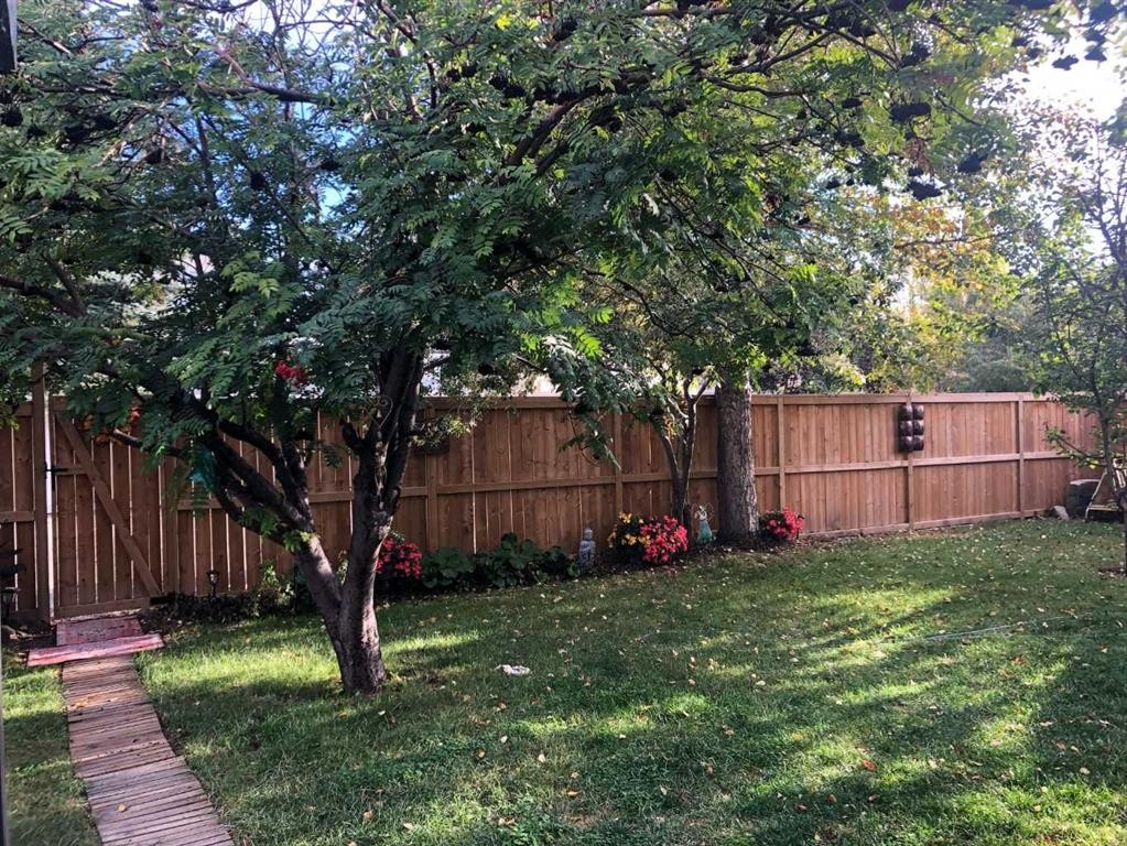 52 Riverwood Circle Se, Calgary, AB - Outdoor