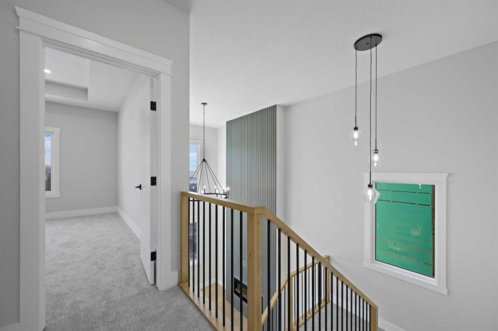 68 Heritage Ridge, Cochrane, AB - Indoor Photo Showing Other Room