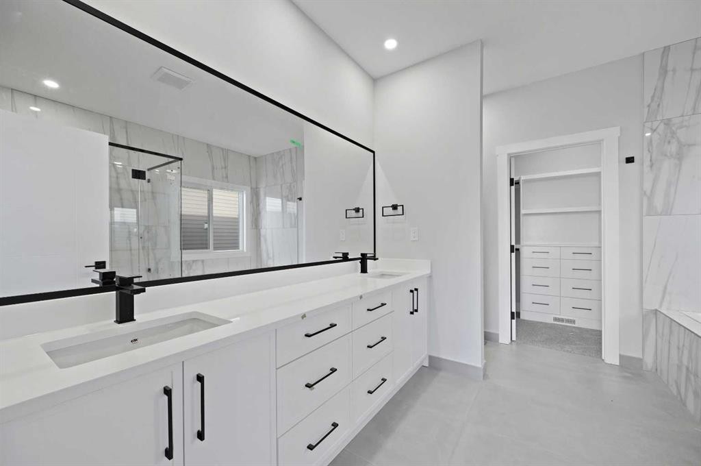 68 Heritage Ridge, Cochrane, AB - Indoor