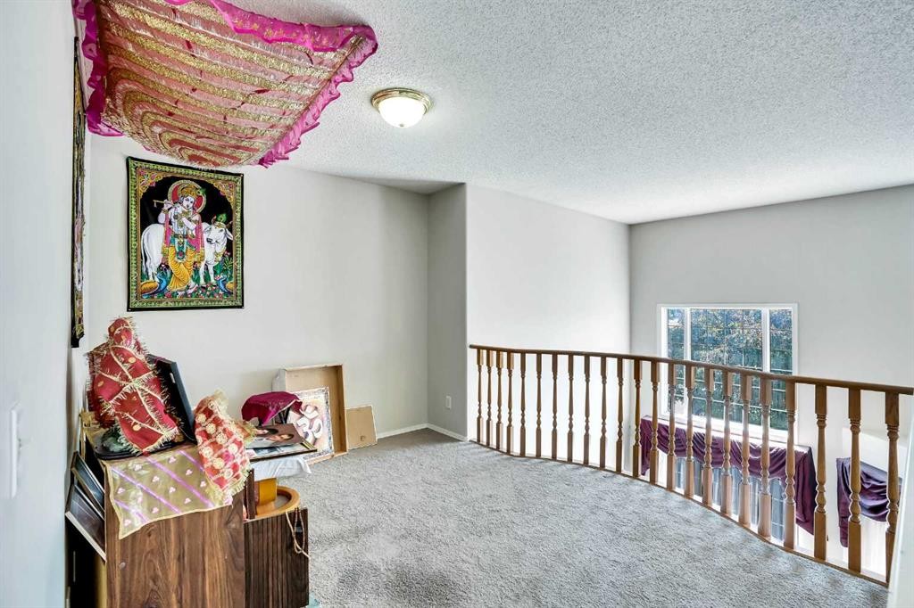 69 Coral Springs Park Ne, Calgary, AB - Indoor Photo Showing Other Room