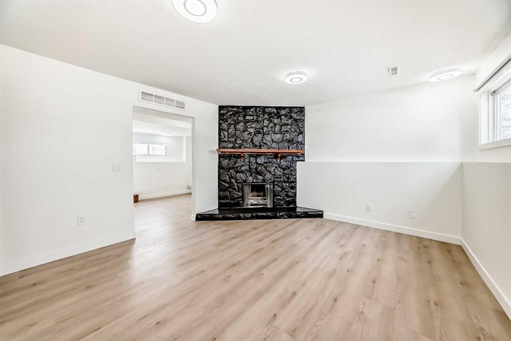 532 Rundleridge Drive Ne, Calgary, AB - Indoor With Fireplace
