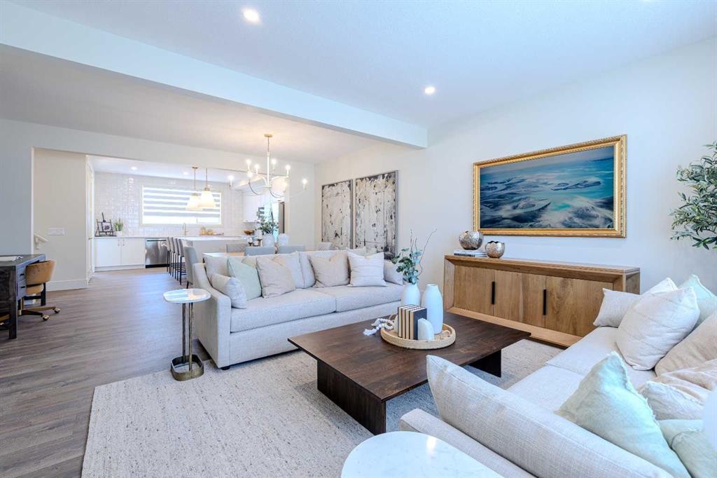 14 Tillotson Downs, Okotoks, AB - Indoor Photo Showing Living Room