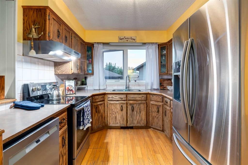 220 Oakridge Place Sw, Calgary, AB