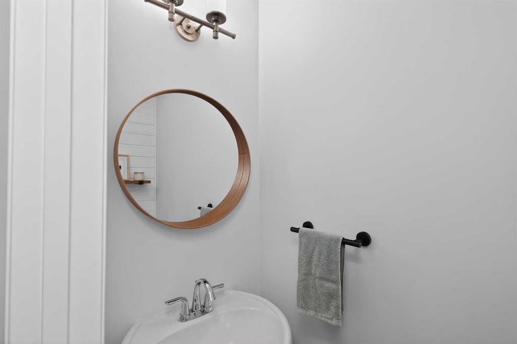 61 Auburn Meadows View Se, Calgary, AB - Indoor Photo Showing Bathroom