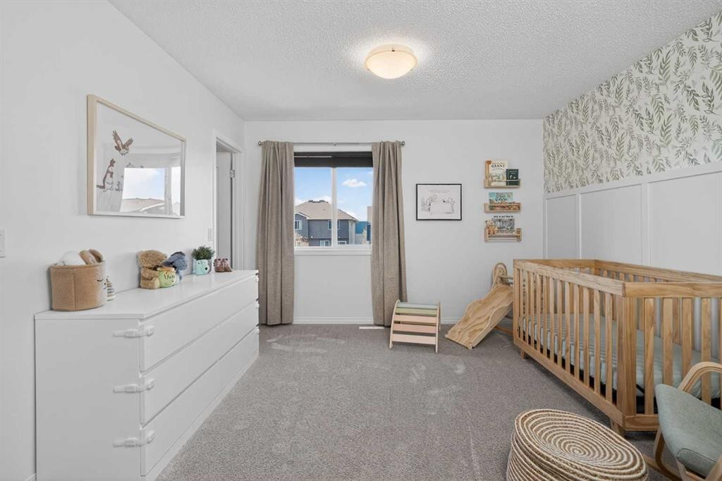 61 Auburn Meadows View Se, Calgary, AB - Indoor Photo Showing Bedroom