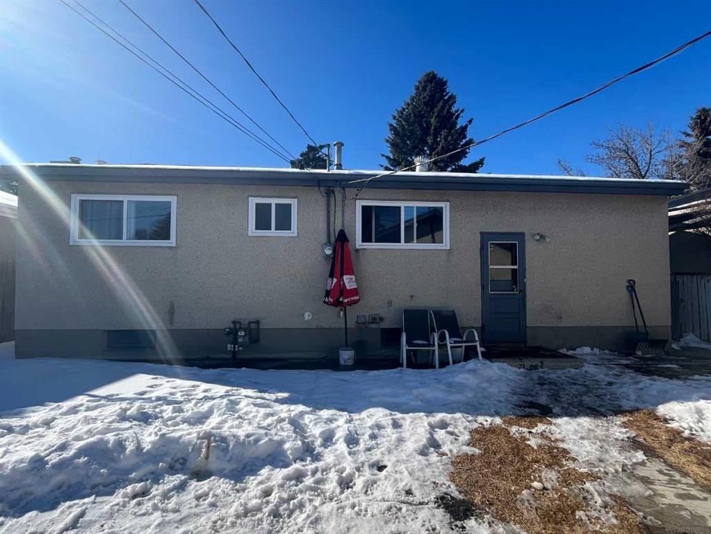 1258 Mardale Drive Ne, Calgary, AB - Outdoor