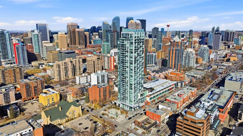 1007-930 16 Avenue Sw, Calgary, AB - Outdoor With View