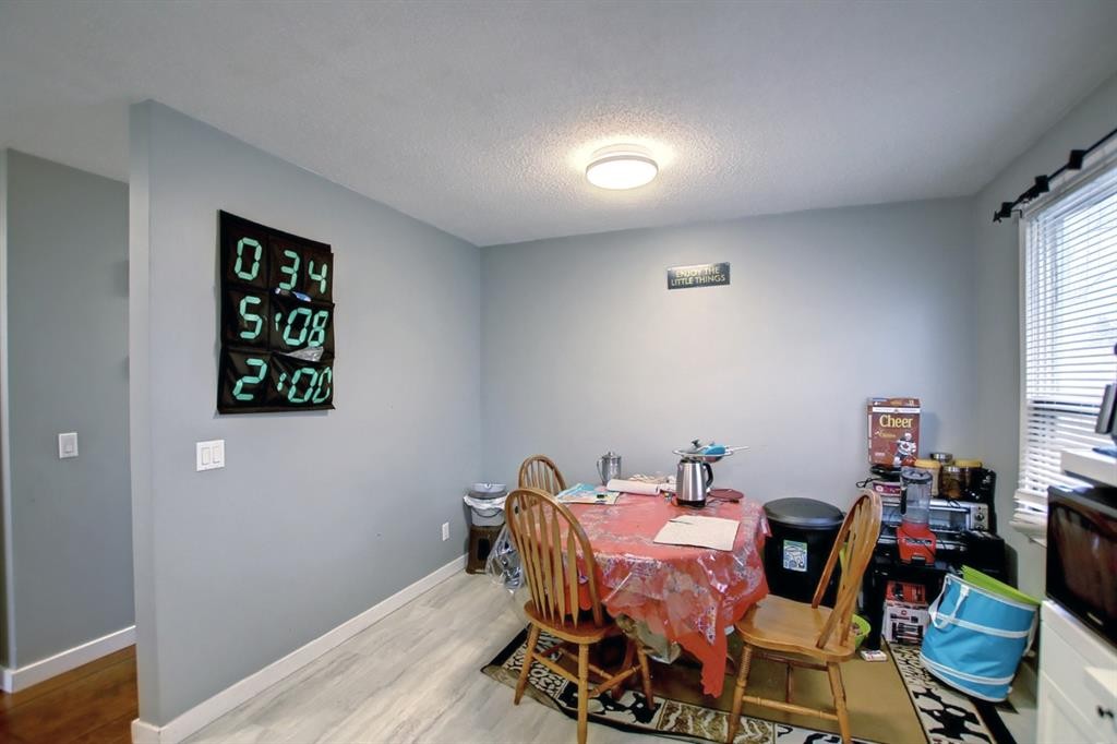 144 Whitmire Road Ne, Calgary, AB - Indoor