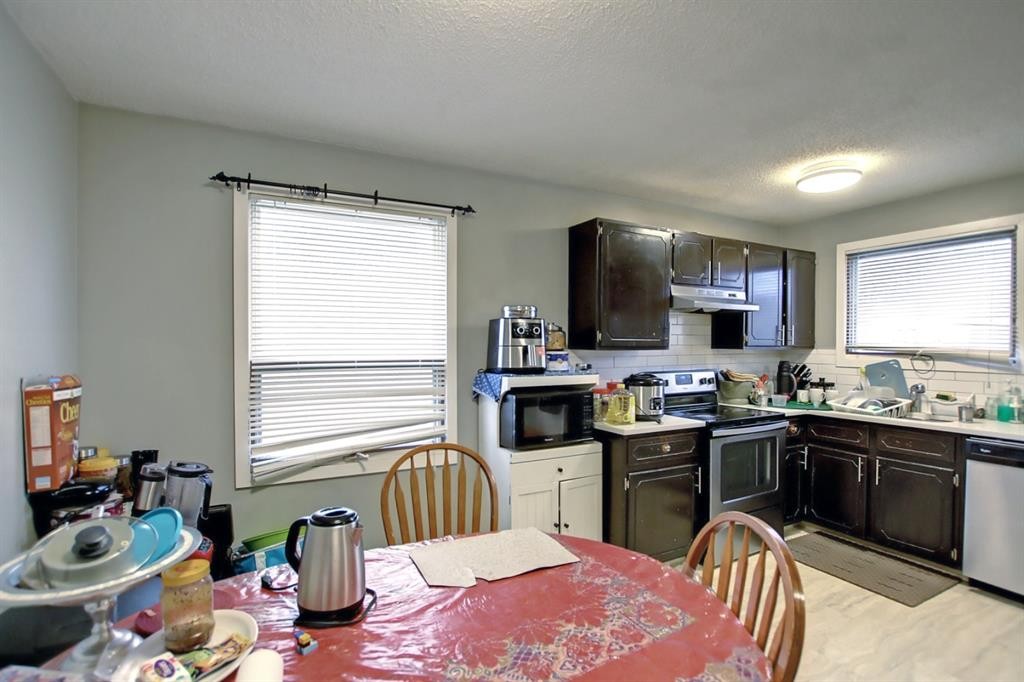 144 Whitmire Road Ne, Calgary, AB - Indoor