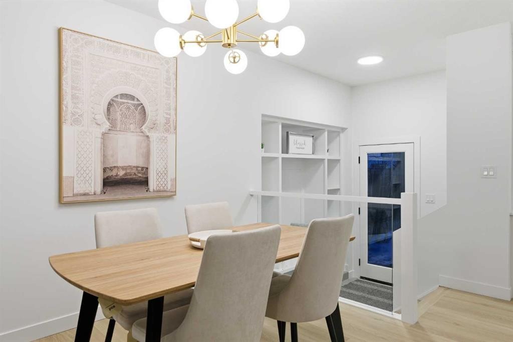 4904 Valiant Drive Nw, Calgary, AB - Indoor Photo Showing Dining Room