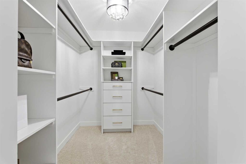 4904 Valiant Drive Nw, Calgary, AB - Indoor