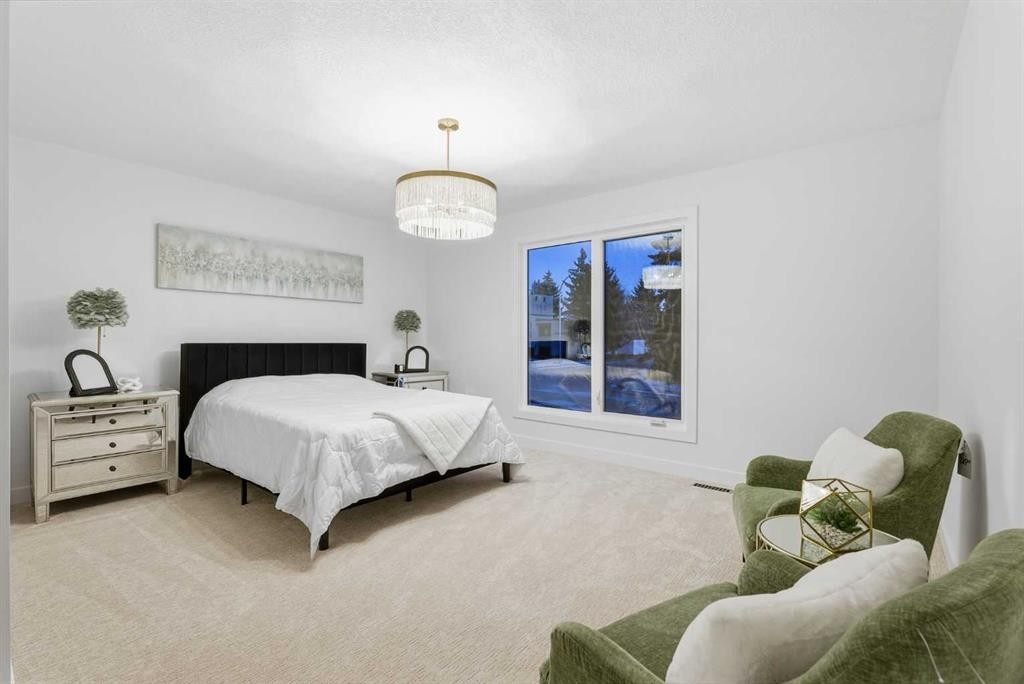 4904 Valiant Drive Nw, Calgary, AB - Indoor Photo Showing Bedroom