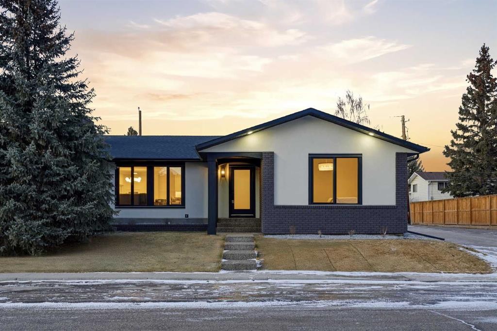 4904 Valiant Drive Nw, Calgary, AB - Outdoor