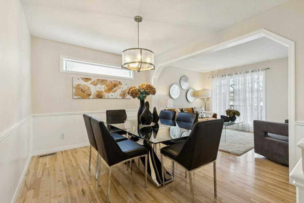 232 Oakmere Place, Chestermere, AB - Indoor Photo Showing Dining Room
