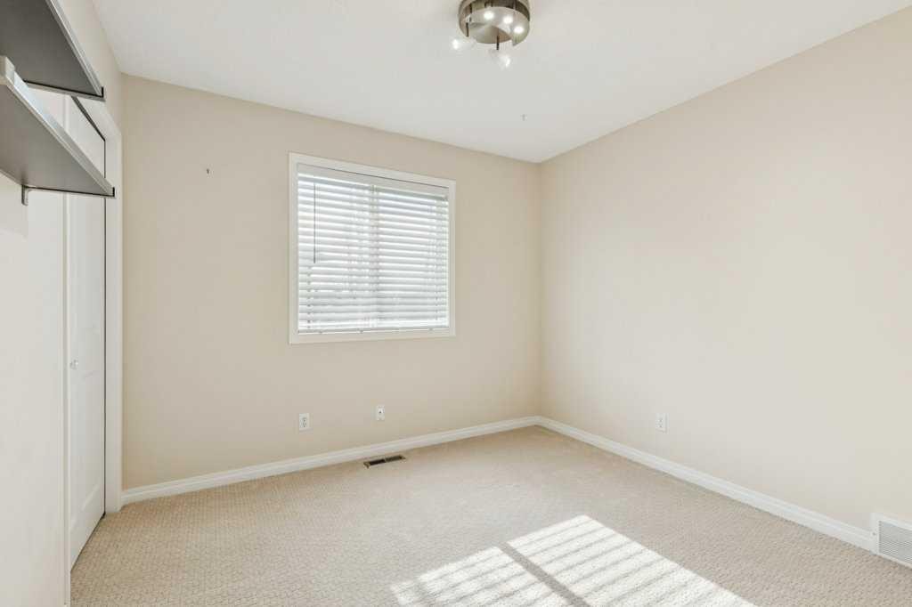 232 Oakmere Place, Chestermere, AB - Indoor Photo Showing Other Room