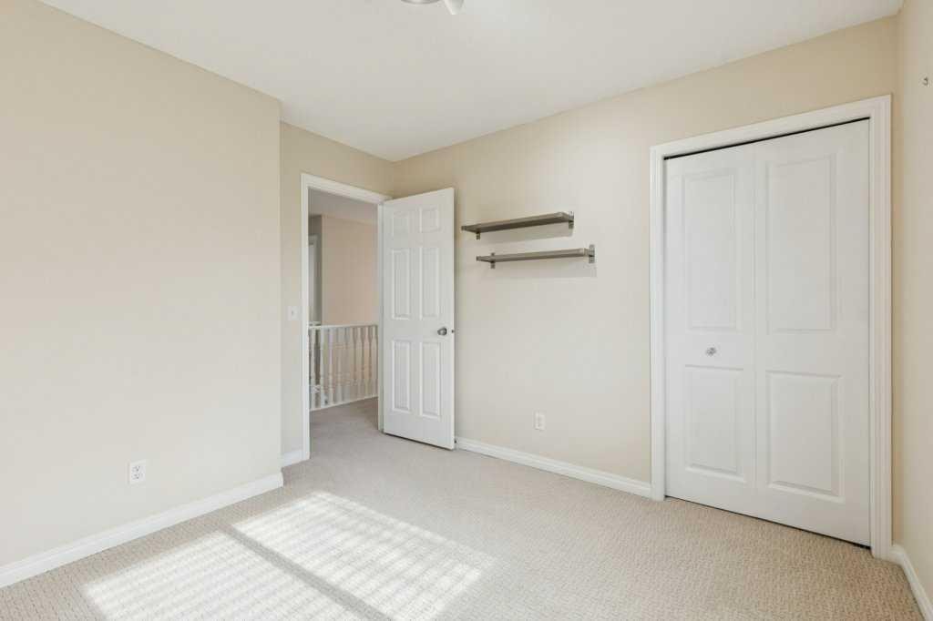 232 Oakmere Place, Chestermere, AB - Indoor