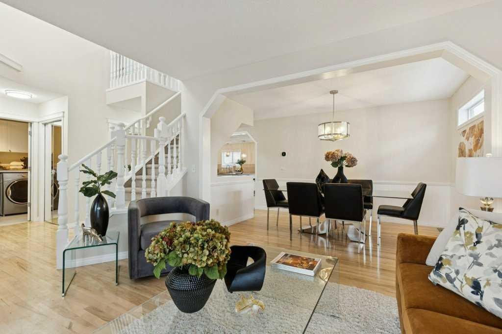 232 Oakmere Place, Chestermere, AB - Indoor