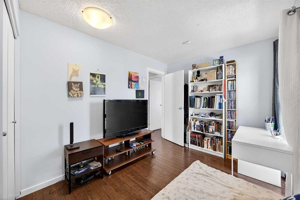 52 Dover Ridge Place Se, Calgary, AB - Indoor