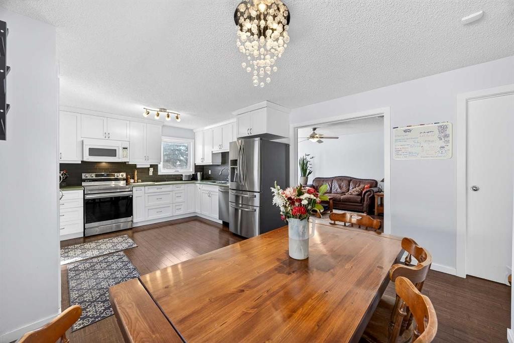 52 Dover Ridge Place Se, Calgary, AB - Indoor