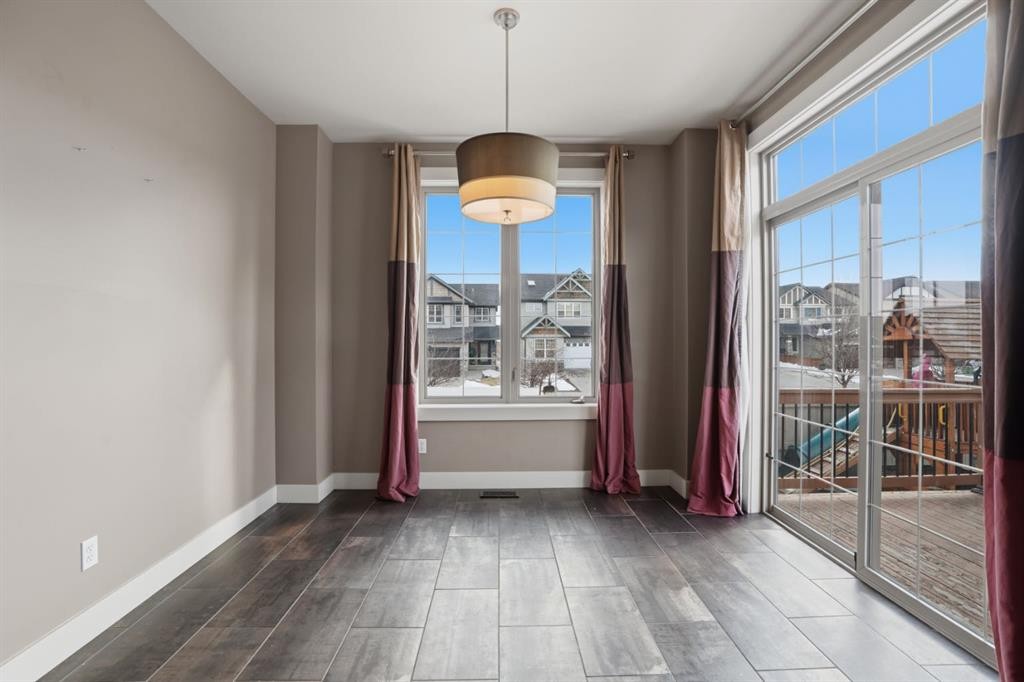 595 Panamount Boulevard Nw, Calgary, AB - Indoor Photo Showing Other Room