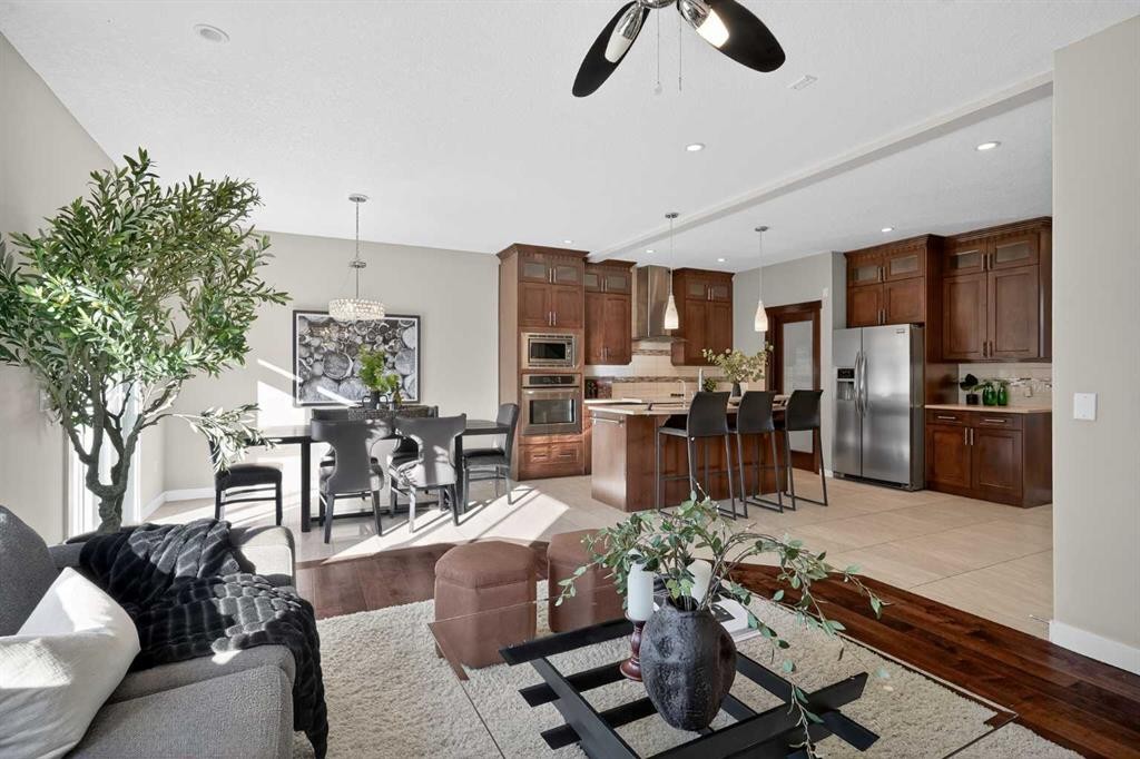 26 Sage Meadows Way Nw, Calgary, AB - Indoor Photo Showing Living Room
