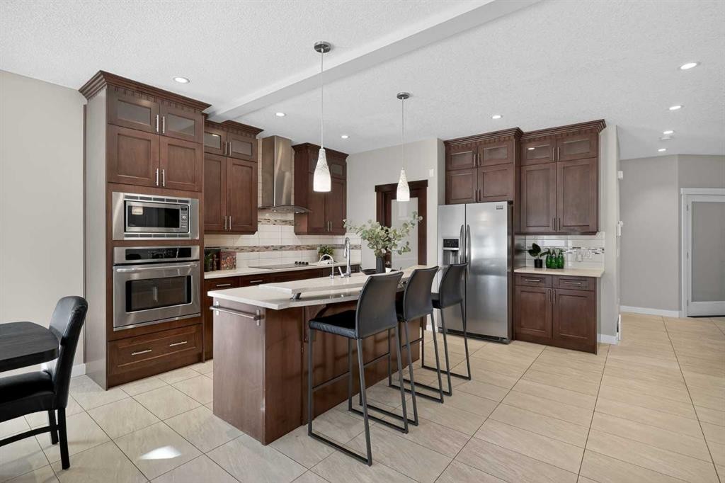 26 Sage Meadows Way Nw, Calgary, AB - Indoor Photo Showing Kitchen