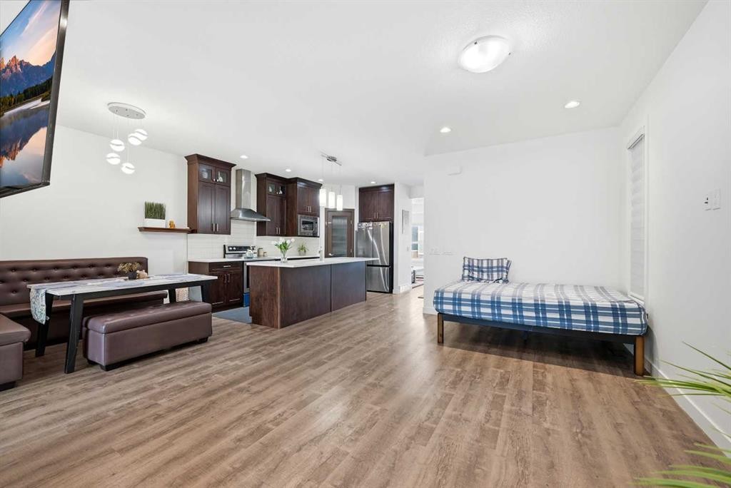 15 Corner Meadows Common Ne, Calgary, AB - Indoor