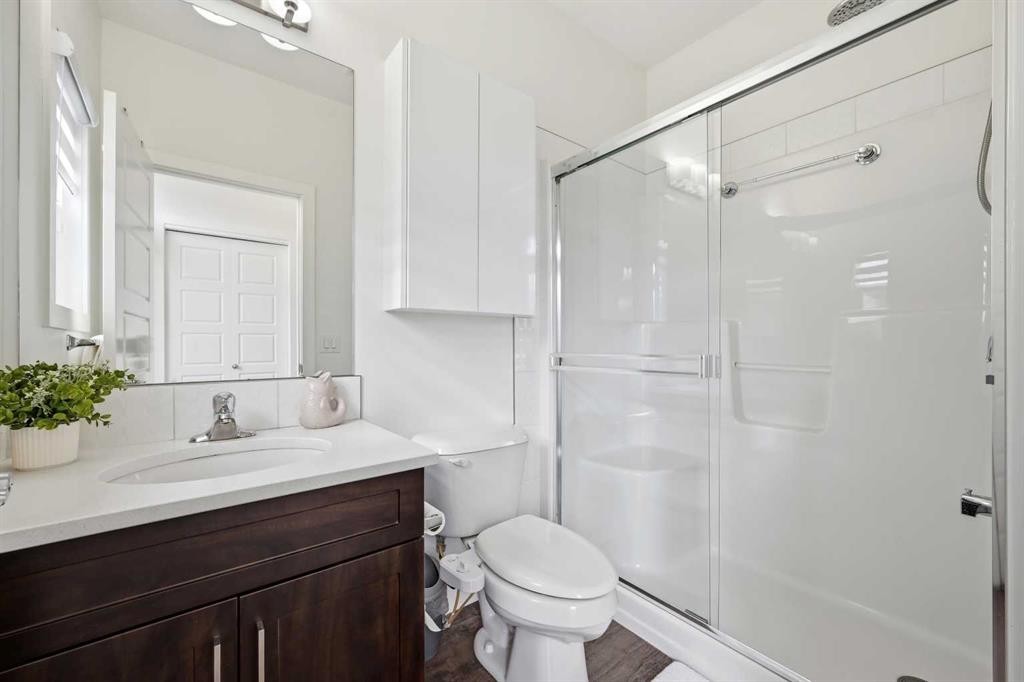 15 Corner Meadows Common Ne, Calgary, AB - Indoor Photo Showing Bathroom