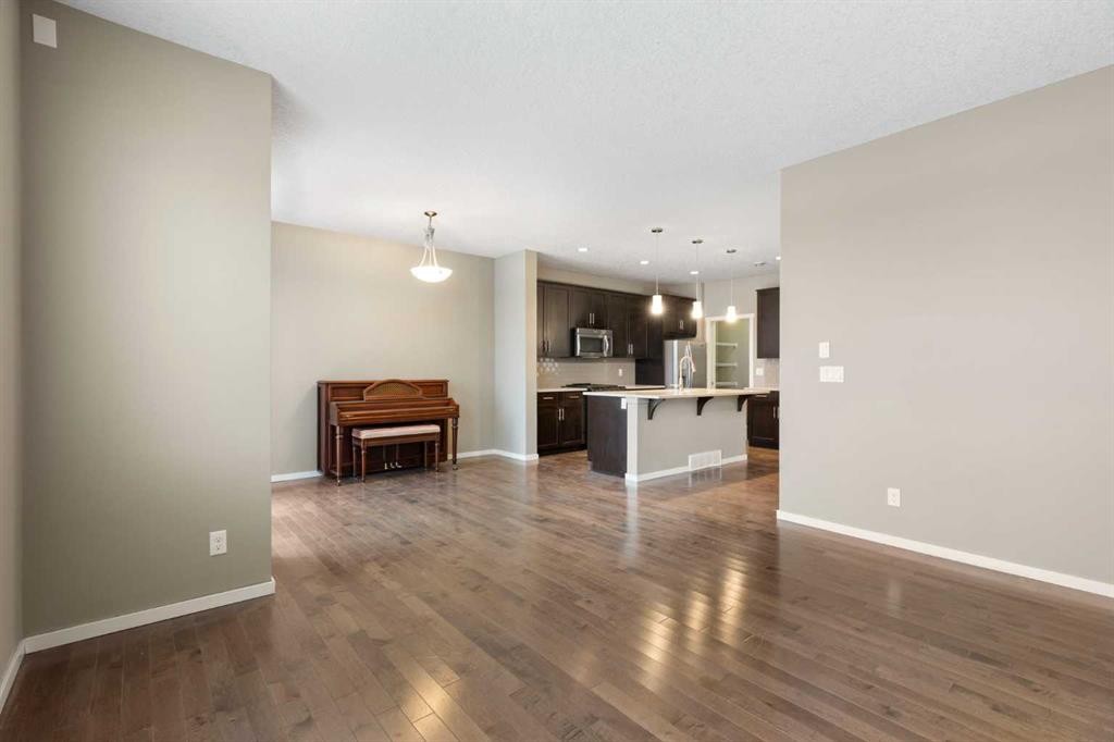 98 Nolanfield Road Nw, Calgary, AB - Indoor